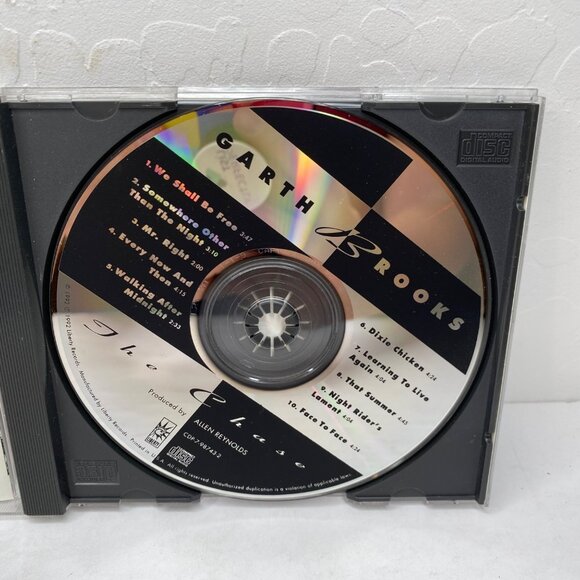 Vintage 1992 Garth Brooks The Chase Album Jewel Case Country Pop 10 Hit Tracks - Picture 3 of 5